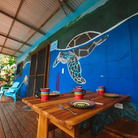 Casa Tortuga - Beach Walk Bungalows